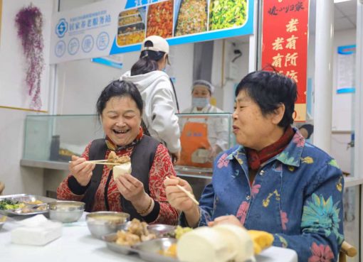 中国・青島、AI×介護で“シルバー経済”加速